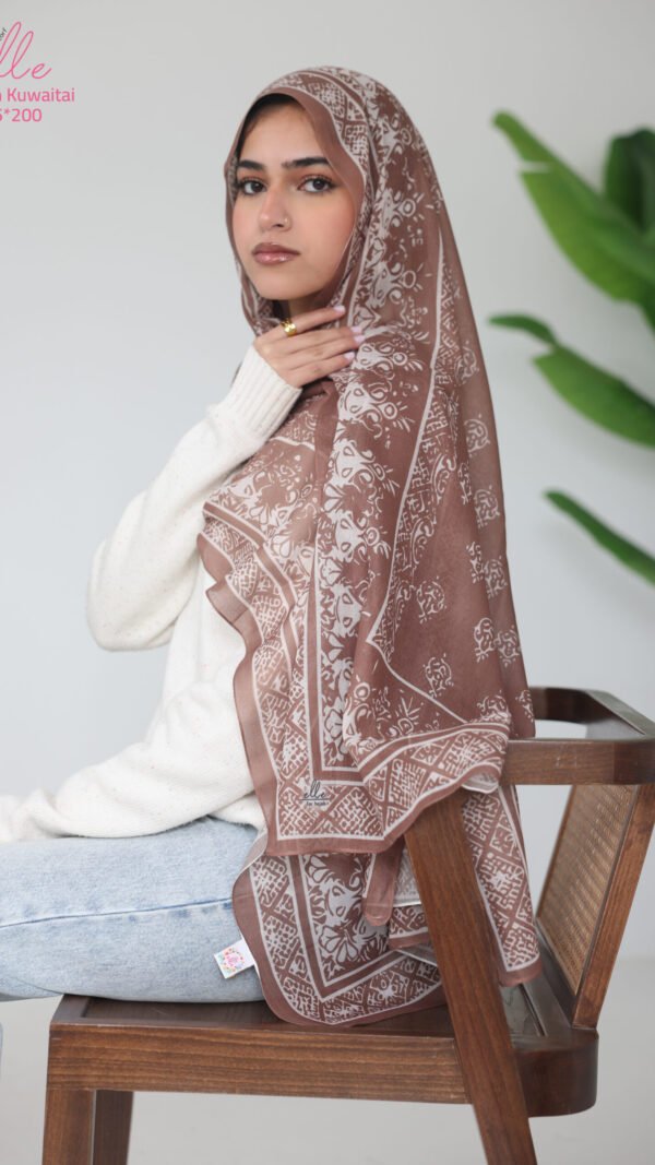 067A0990 Comfort Hue