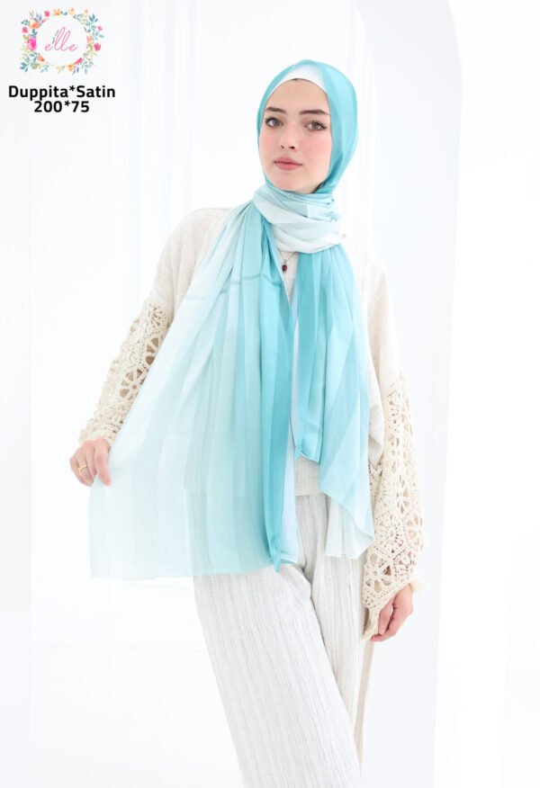 067A7830 Aurevia