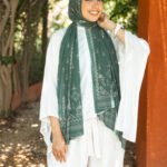 067A8327 Modesty Whisper