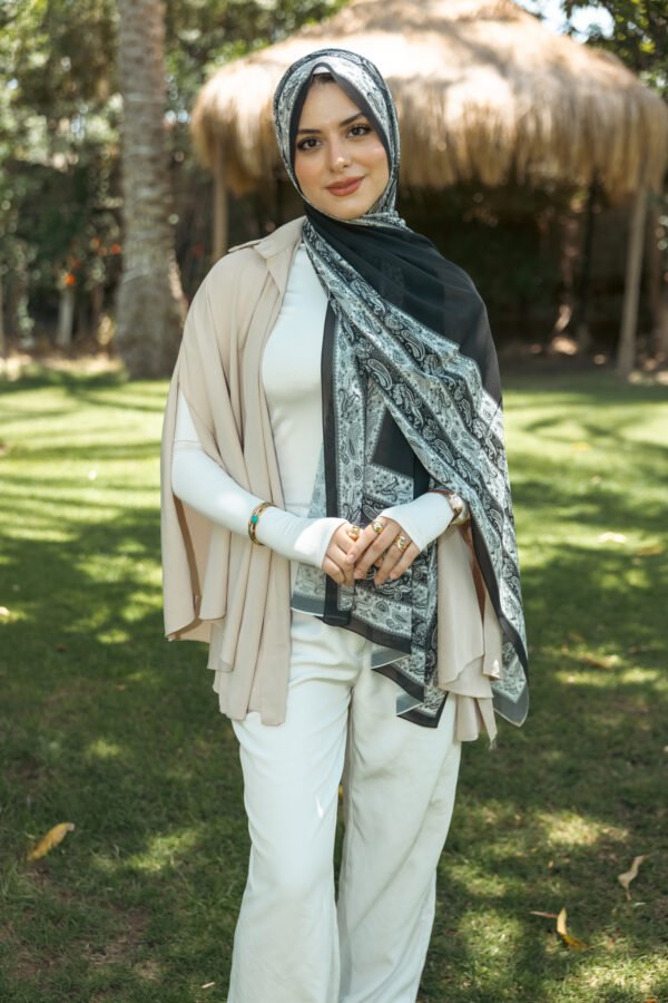 067A8438 Velvet Dawn