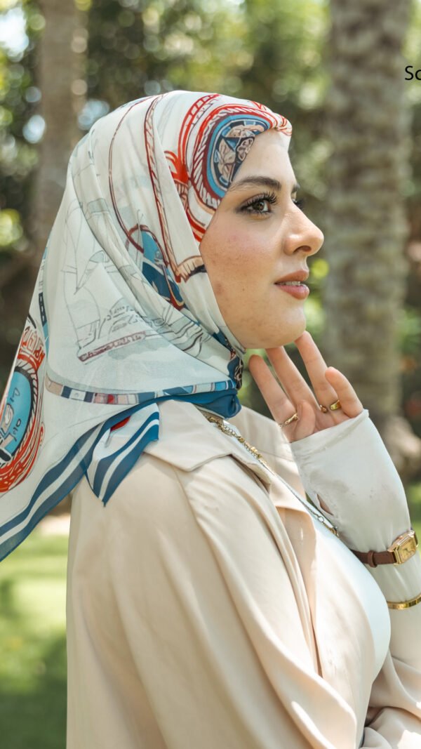067A8545 Ivory Flame