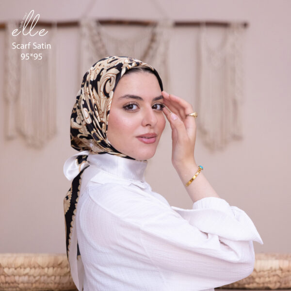 Petalia scarf