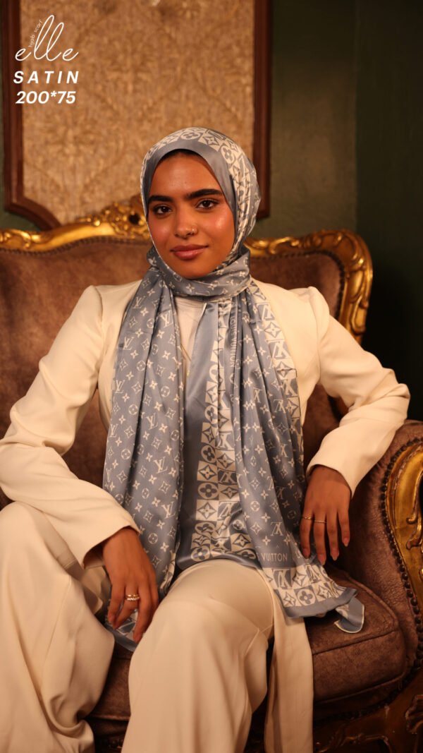 067A4338 ELNÉ scarf