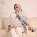 LYÉ scarf