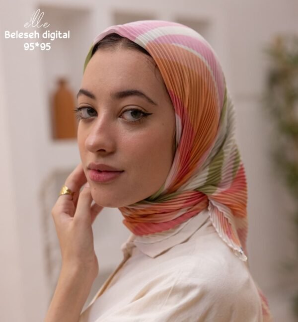dce45f6f-af54-4457-bff8-bfda0019f576 Mira Scarf