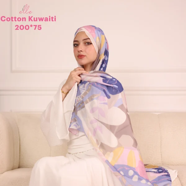 067A7242 Still Aura