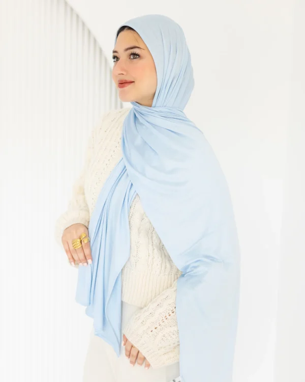 amora scarf