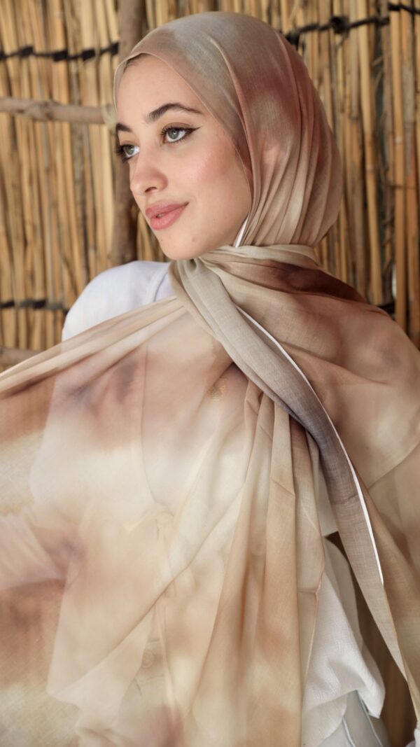 Taupe Dream