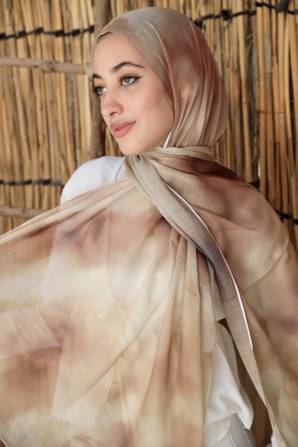 Taupe Dream